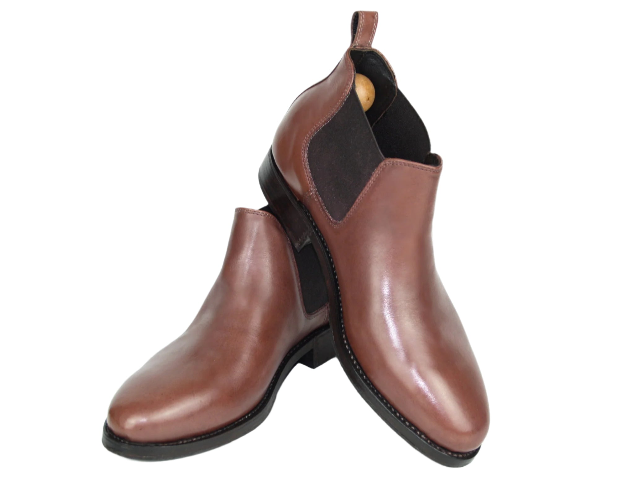 Classic brown Chelsea model