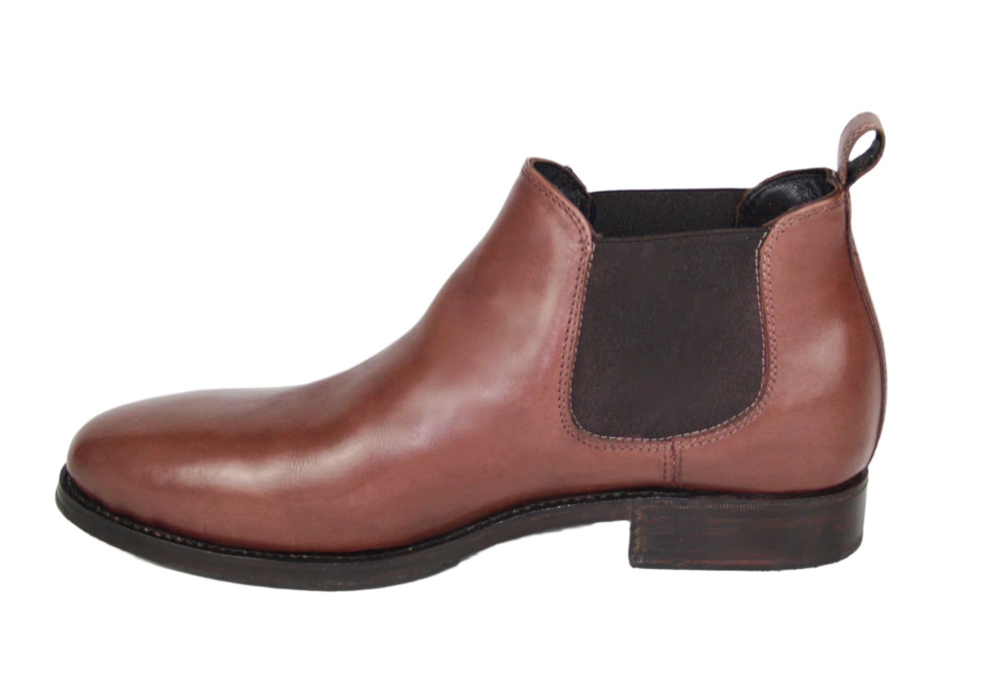 Classic brown Chelsea model