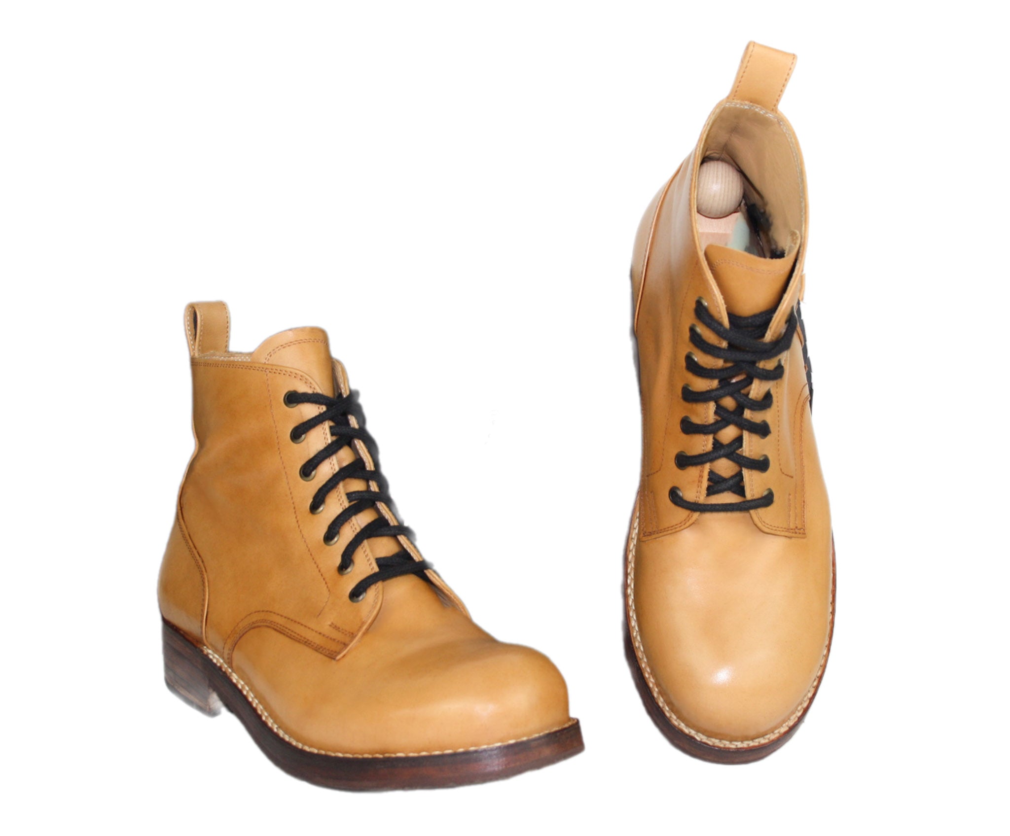 Light Cognac Boot Tallinn Model