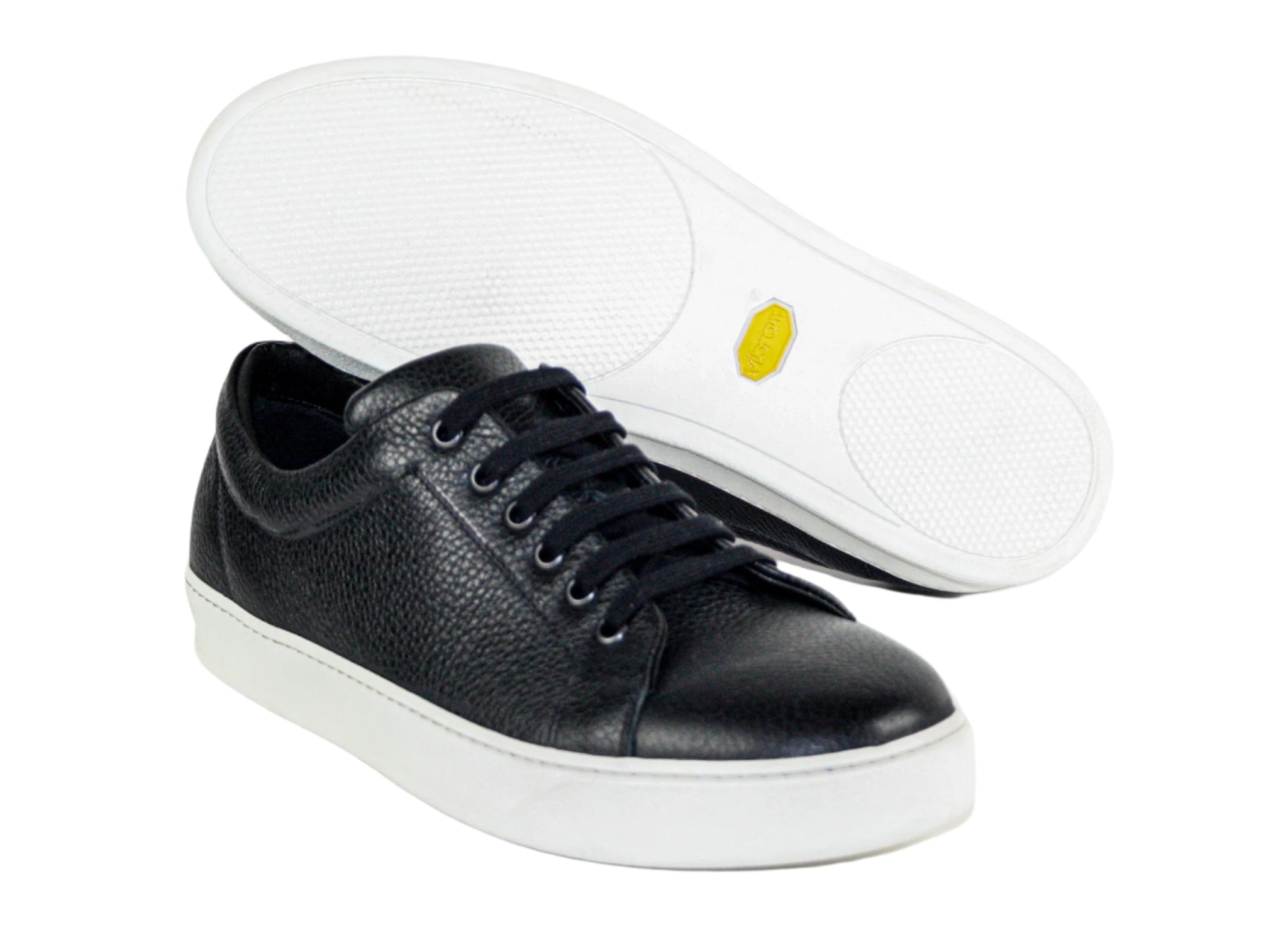 Exclusive black sneaker with black sole