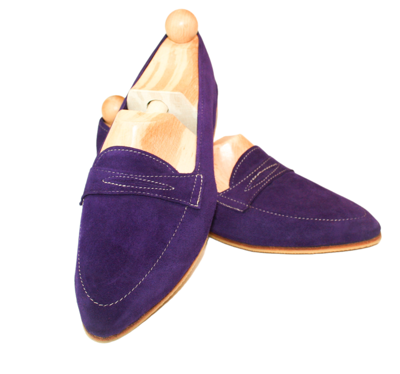 PUrple suede loafer model