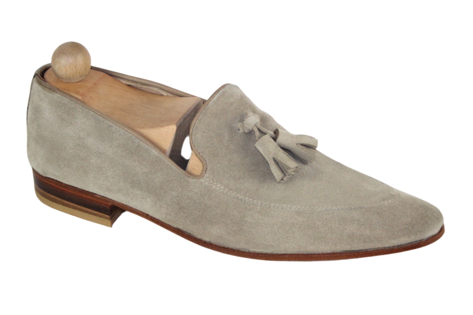 Classic grey suede Tassel loafer model